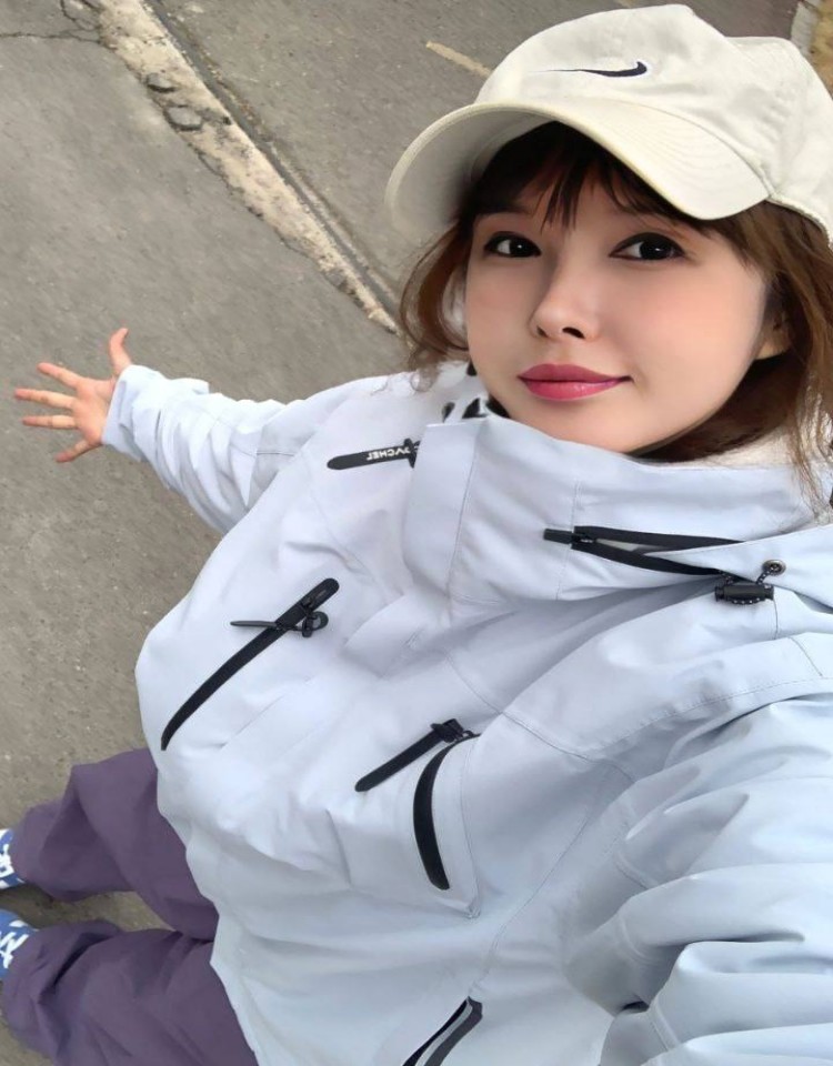 最近2018最新中文免费mv在线观看完整,HD手机电影网